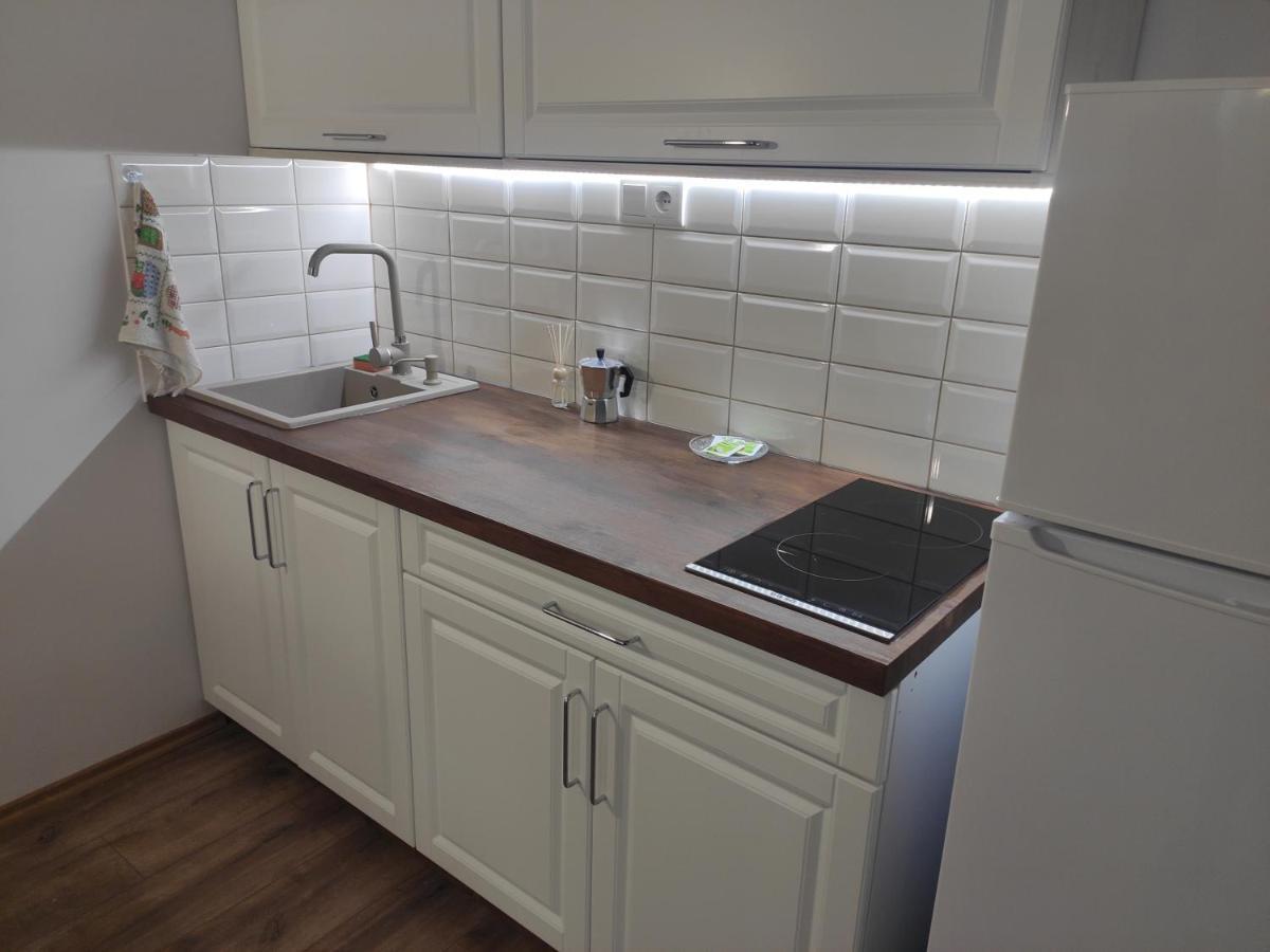 Kossuth Garden Apartment เดเบรตเซน ภายนอก รูปภาพ